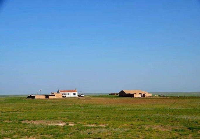 2017年蘇尼特右旗農業綜合開發草原建設項目