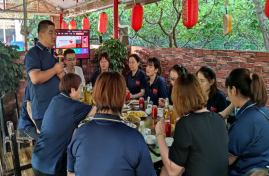 “團結奮進?親近自然”--- 記公司團建燒烤活動