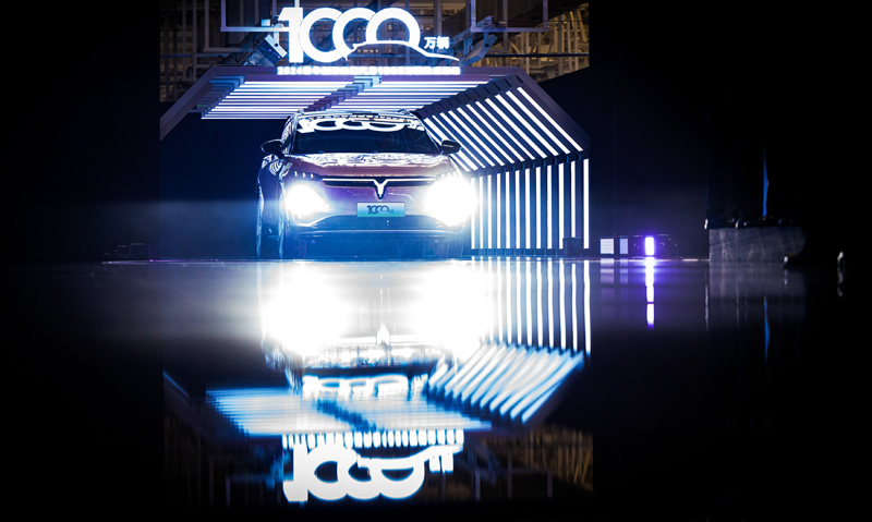 新的偉大奮斗創(chuàng)造新的歷史偉業(yè)——以習(xí)近平同志為核心的黨中央引領(lǐng)“十四五”經(jīng)濟(jì)社會發(fā)展紀(jì)實(shí)